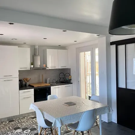 Gite « La Sakalava » Vue Panoramique Faron Toulon Buitenkant foto